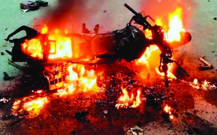 বোয়ালমারিতে বিএনপির দুই পক্ষের সংঘর্ষে রণক্ষেত্র ফরিদপুর, আহত ৫০