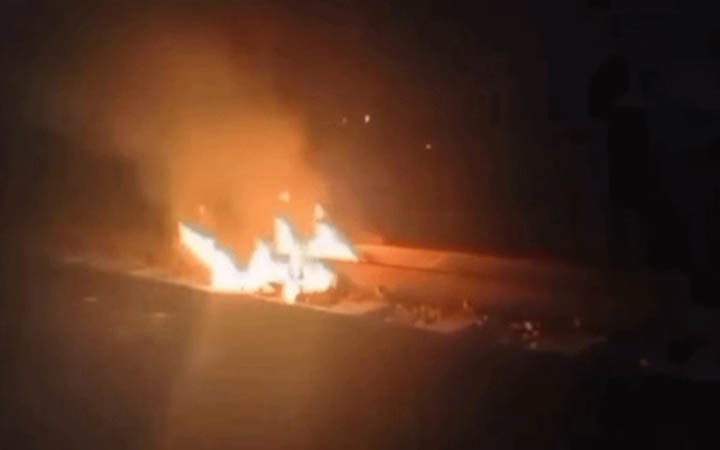 ব্রাহ্মণবাড়িয়ায় গভীর রাতে রেললাইনে আগুন