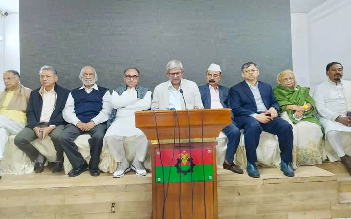 নির্বাচন অনিশ্চিত করার ষড়যন্ত্র এই হামলা : মির্জা ফকরুল ইসলাম