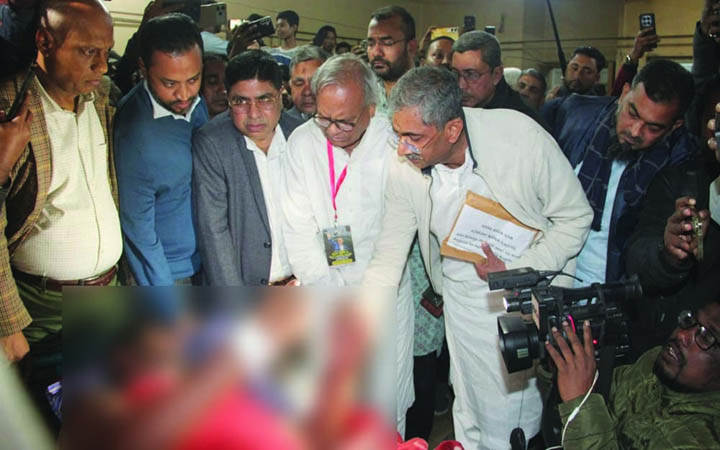 বাংলাদেশ স্থিতিশীল ও শান্তিতে থাকুক চায় না শেখ হাসিনা : রুহুল কবীর রিজভী