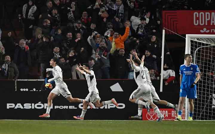আলবাসেতের কাছে হেরে কোয়ার্টারের আগেই বিদায় বিয়ালের