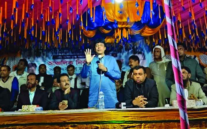 ‘কোটিপতি হতে চাই না, আপনাদের সেবক হতে চাই’