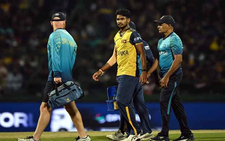 পাথিরানার চোটে দুশ্চিন্তায় শ্রীলঙ্কা