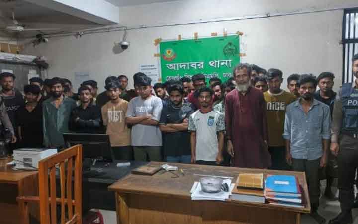 রমজানে নিরাপত্তা ও শান্তিপূর্ণ ঈদ নিশ্চিত করতে অভিযান, আটক ১০০