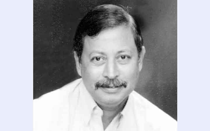 ক্রীড়াঙ্গন হোক দলীয় রাজনীতির প্রভাবমুক্ত