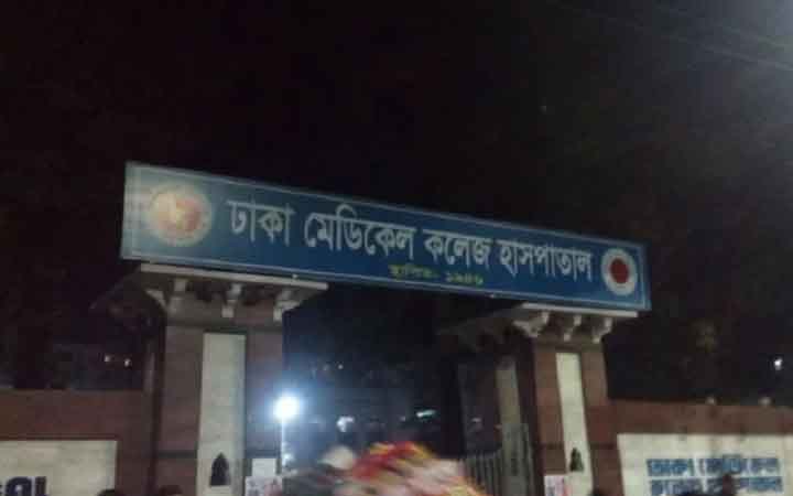 রাজধানীতে চলন্ত অটোরিকশার চাকার সঙ্গে ওড়না পেঁচিয়ে নারীর মৃত্যু