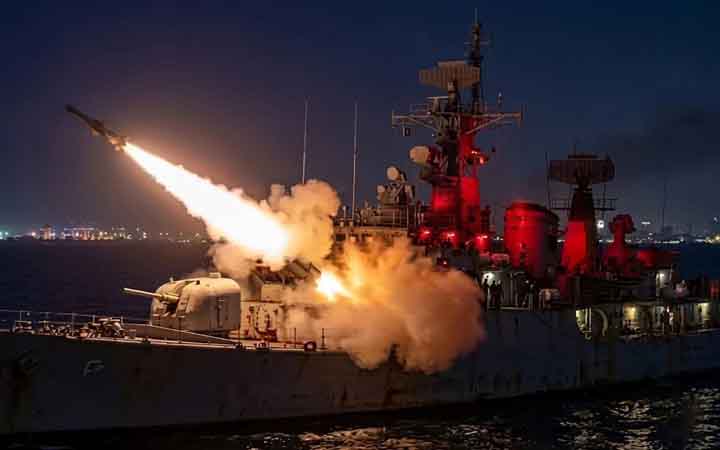 নিজস্ব প্রযুক্তিতে তৈরি অ্যান্টি-শিপ ক্ষেপণাস্ত্রের পরীক্ষা চালাল পাকিস্তান