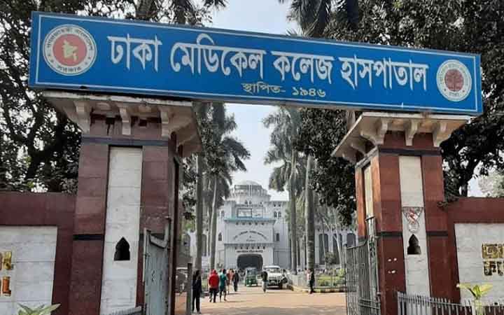 কেরানীগঞ্জে থানার অদূরে সড়কে ঝরল বৃদ্ধের প্রাণ