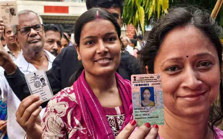 পশ্চিমবঙ্গে শেষ দফার ভোটগ্রহণ শুরু