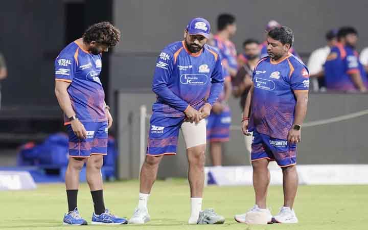 রোহিতের চোট নিয়ে দুশ্চিন্তায় মুম্বাই