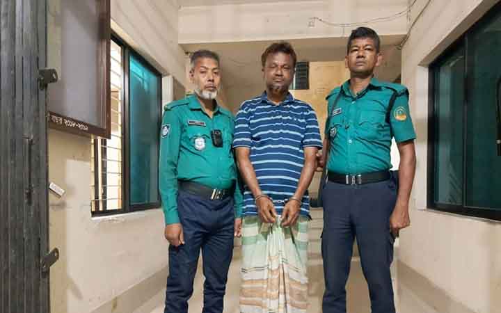 সাবেক বাণিজ্যমন্ত্রীর ‘ঘনিষ্ট সহযোগী’ নুর আলম গ্রেপ্তার