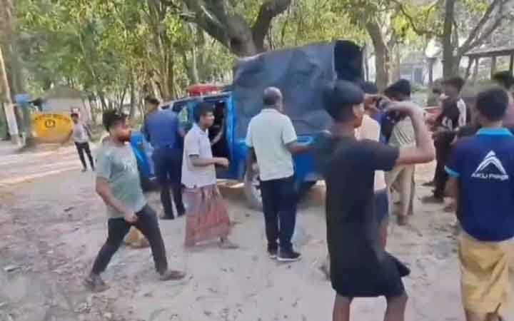 গোবিন্দগঞ্জে তৃতীয় শ্রেণির শিক্ষার্থীকে ধর্ষণচেষ্টা, যুবক আটক