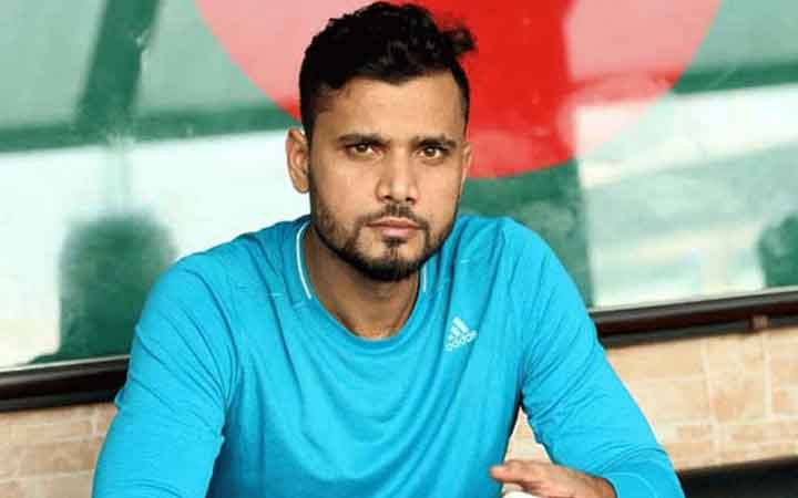 মারা গেলে আমার লাশটা নড়াইলে নিও না, বাবাকে অভিমানী মাশরাফির অনুরোধ