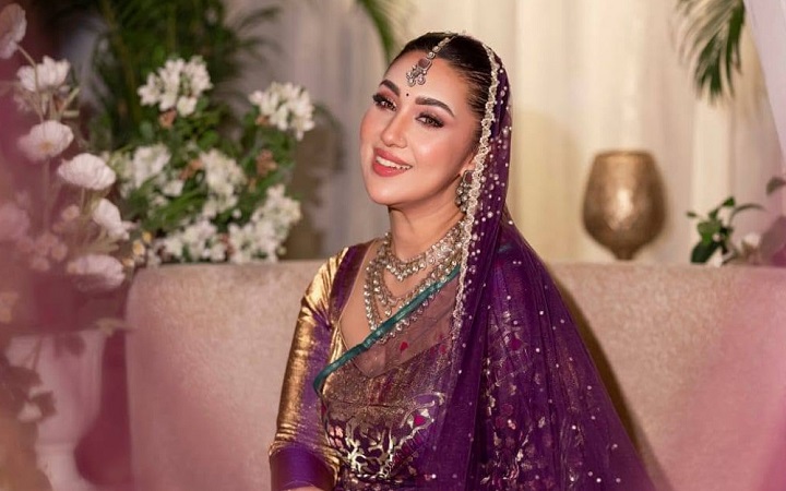 হঠাৎ অপু বিশ্বাসের রহস্যময় বার্তা