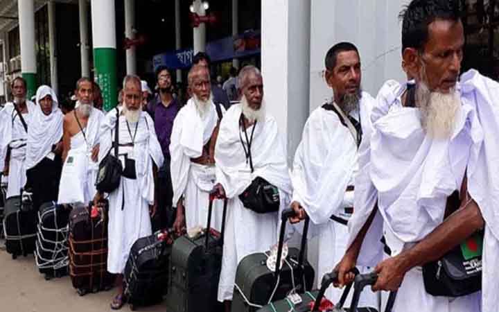 হজ শেষে ফিরেছেন ৭৩০৭৬  বাংলাদেশি