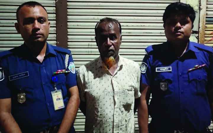 কুমিল্লায় ফুটপাতে ঘুমিয়ে থাকা নারীকে ধর্ষণ, অভিযুক্ত আটক