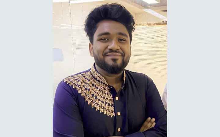 রাতের আঁধারে ফ্লাইওভারে ঝরল এনসিপি নেতার প্রাণ