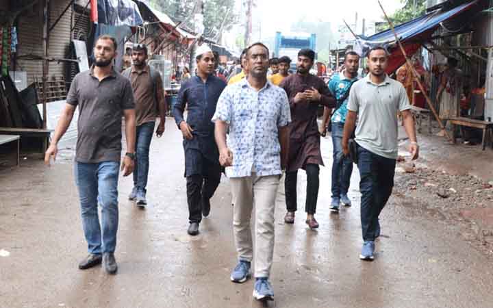 টঙ্গীতে মাদকবিরোধী অভিযানে আটক ২০, ছত্রভঙ্গ করতে সাউন্ড গ্রেনেড