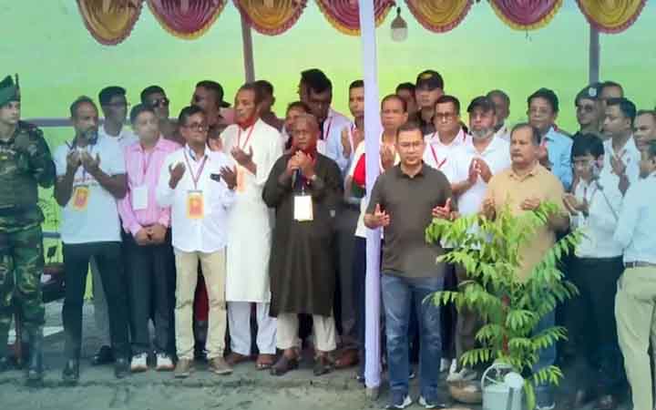 বরিশাল পৌঁছেছেন প্রধানমন্ত্রী