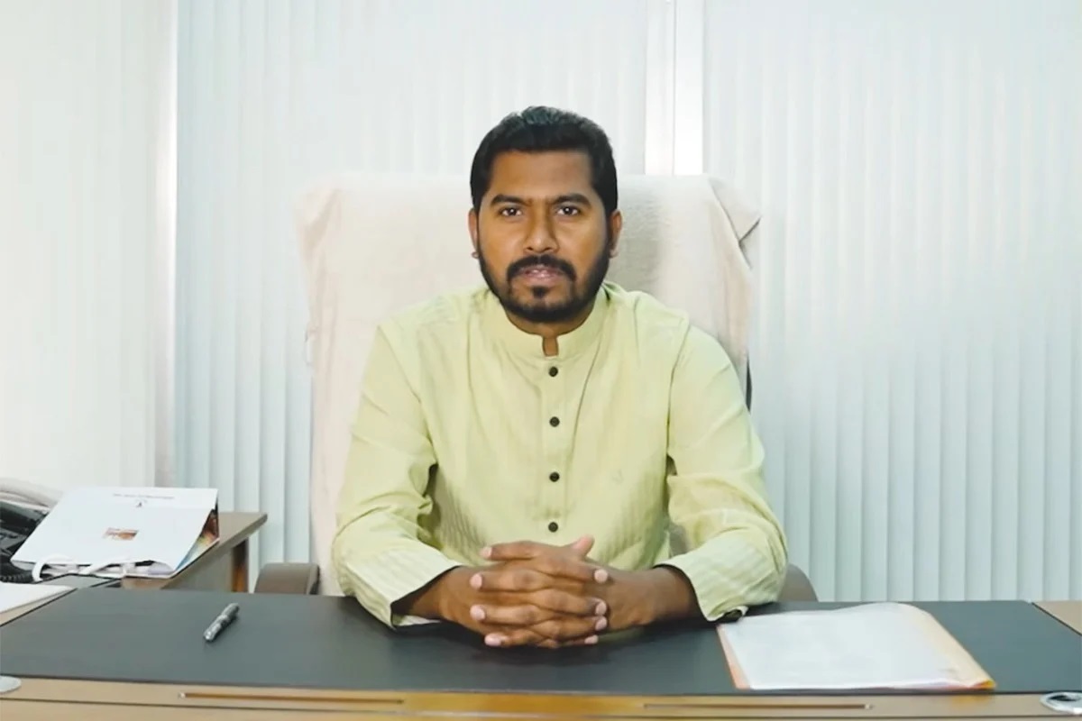 আমিরাতের ভিসা-ভুক্তভোগীদের জন্য হটলাইন চালু হচ্ছে : প্রবাসীকল্যাণ প্রতিমন্ত্রী