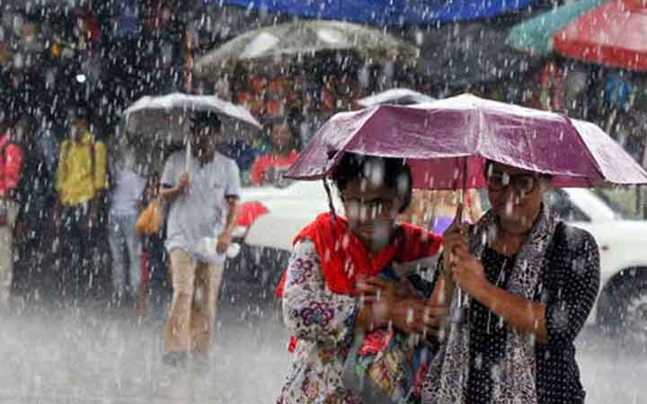 পাঁচ জেলায় ঝড়-বৃষ্টির শঙ্কা, নদীবন্দরে সতর্কসংকেত