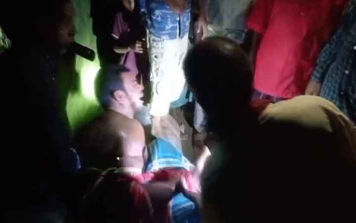 জামাইয়ের কুড়ালের আঘাতে শাশুড়ির মৃত্যু, আটক ৩
