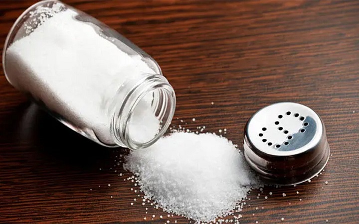 কতটা লবণ খেলে বিপদ, বিশেষজ্ঞের পরামর্শ