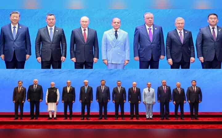 এসসিও সম্মেলনে মোদির ছবি কেটে বাদ দিলেন শাহবাজ