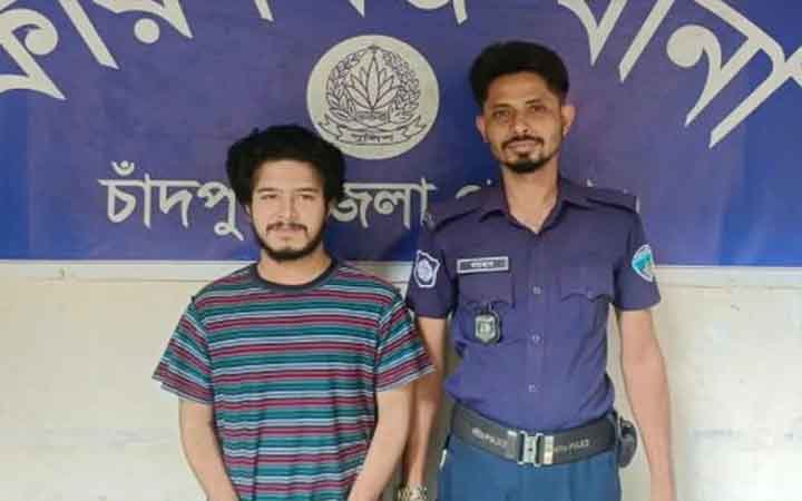 চাঁতপুরে ছাত্রলীগ নেতা গ্রেফতার