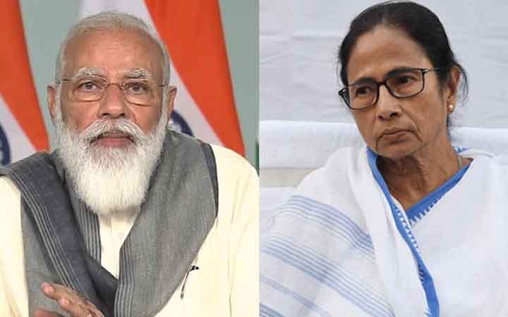 কলকাতায় পূজামণ্ডপ ভেঙে প্রাণহানি, শোক জানালেন মোদি-মমতা