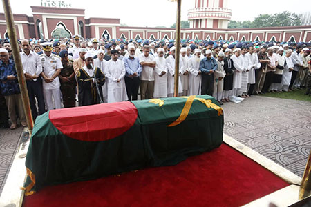 এরশাদের প্রথম জানাজা সম্পন্ন, দাফন মঙ্গলবার