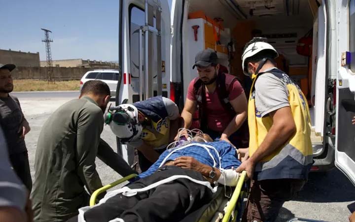 সিরিয়ায় রাশিয়ার বিমান হামলায় নিহত ৯, আহত ৩৪