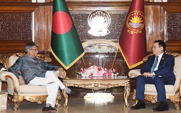 ভিয়েতনামকে বাংলাদেশে বিনিয়োগের আহ্বান রাষ্ট্রপতির