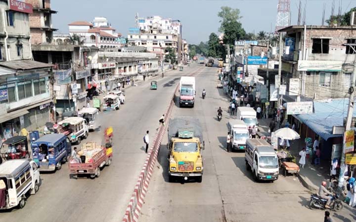 মিরসরাই-সীতাকুণ্ডে যান চলাচল বেড়েছে