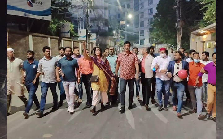 অবরোধ সফল করতে নিপুণের নেতৃত্বে মিছিল