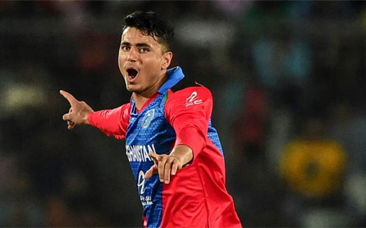 কঠিন শাস্তি পেলেন আফগান তারকা মুজিব