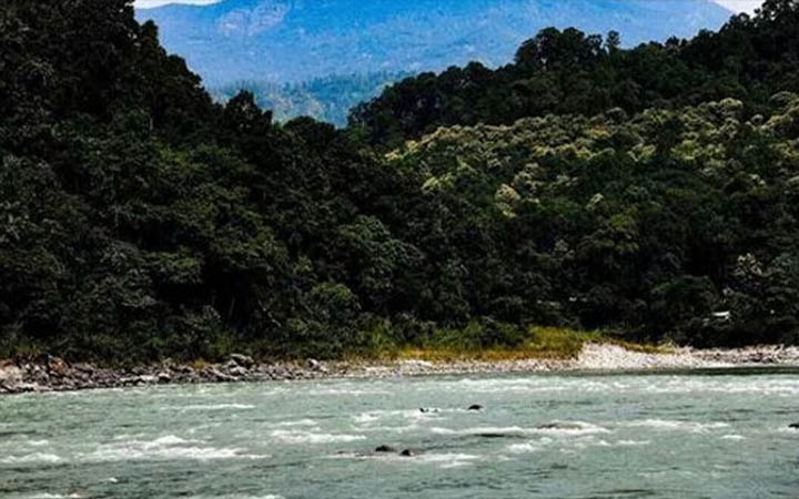 গতিপথ বদলে ফেলেছে তিস্তা