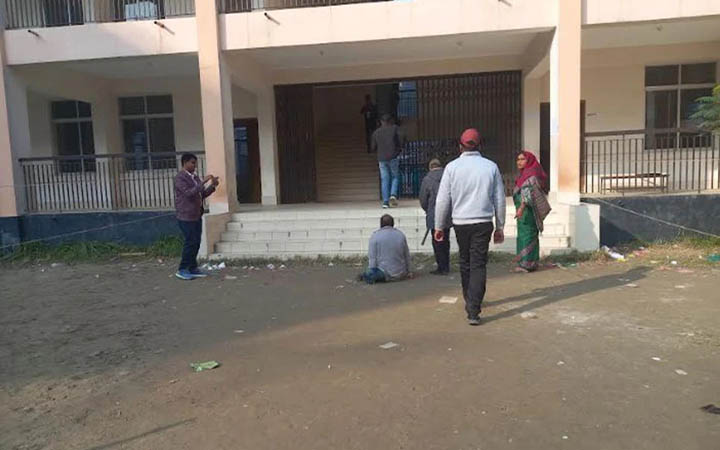 কালিয়াকৈরে ভোটারের উপস্থিতি কম