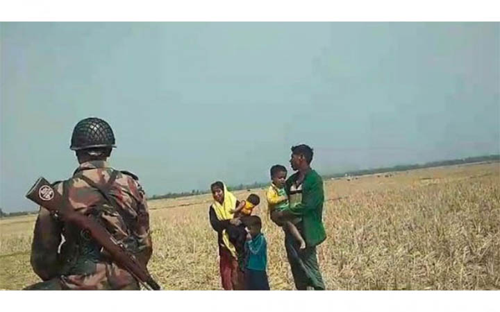 বাংলাদেশে অনুপ্রবেশের অপেক্ষায় ৪০০ চাকমা