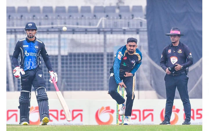 ঢাকাকে বড় লক্ষ্য দিলো সাকিবের রংপুর