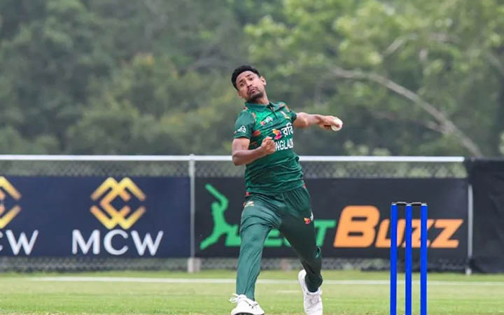 মুস্তাফিজকে প্রশংসায় ভাসালেন ভারতের সাবেক ক্রিকেটার