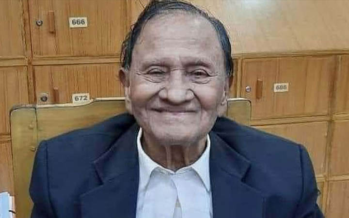 সুপ্রিম কোর্ট বারের সাবেক সভাপতি রফিকুর রহমান মারা গেছেন