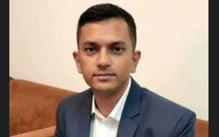 ডিবি কর্মকর্তার সন্ধান চেয়ে কমিশনারের কাছে স্ত্রীর চিঠি