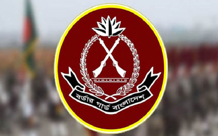 সীমান্তের জেলাগুলোতে পূজার নিরাপত্তায় বিজিবির ‘হেল্পলাইন’ চালু