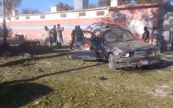 পাকিস্তানে ভয়াবহ বিস্ফোরণে ৫ শিশুসহ নিহত ৭