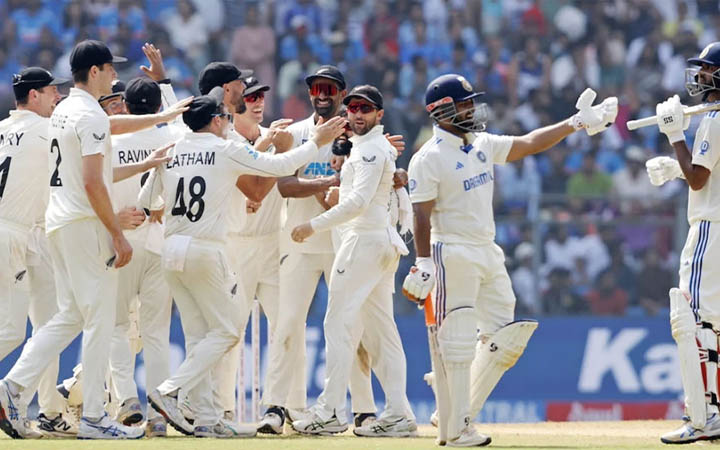 ২৪ বছর পর দেশের মাটিতে হোয়াইটওয়াশ ভারত