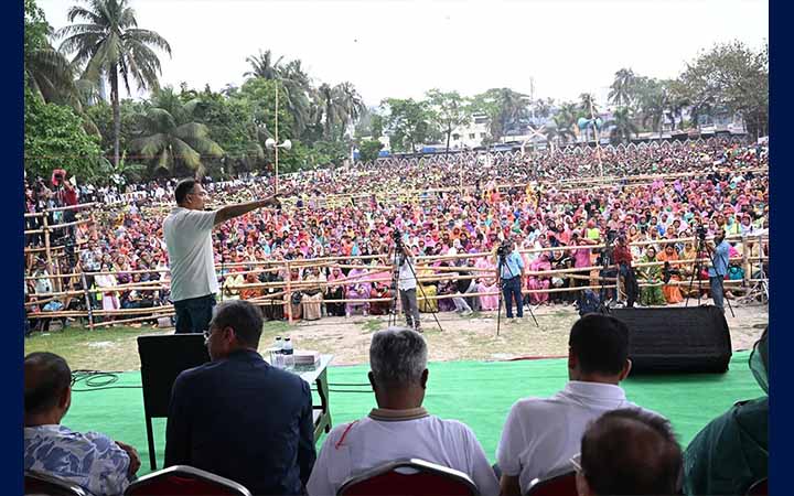 জুজুর ভয় দেখিয়ে দেশের মানুষকে পিছিয়ে রাখা যাবে না: প্রধানমন্ত্রী
