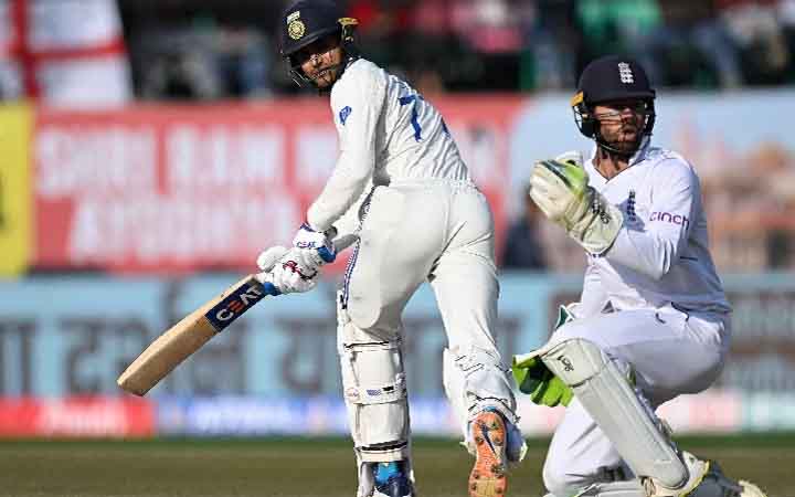ইংলিশদের বিরুদ্ধে ভারতের ঝড়