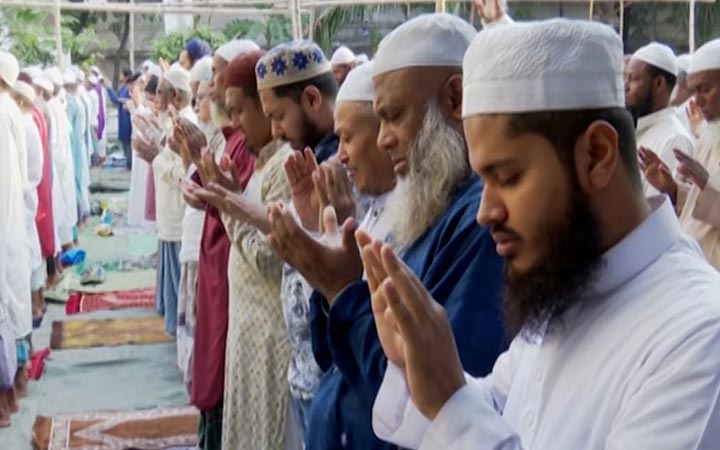 রাজধানীতে বৃষ্টির জন্য ইসতিসকার নামাজ আদায়