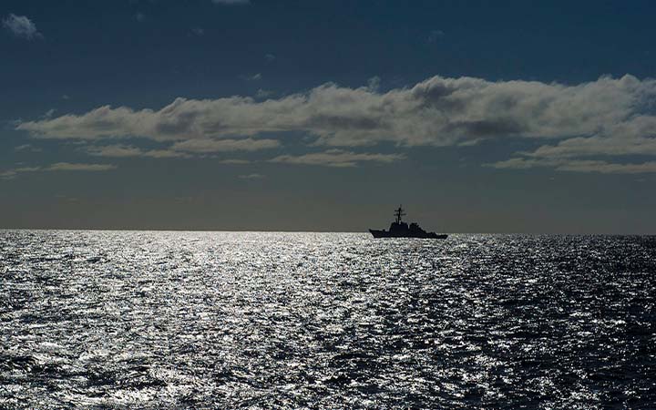 কৃষ্ণসাগরে মার্কিন যুদ্ধজাহাজ, যুদ্ধের আশঙ্কা রাশিয়ার